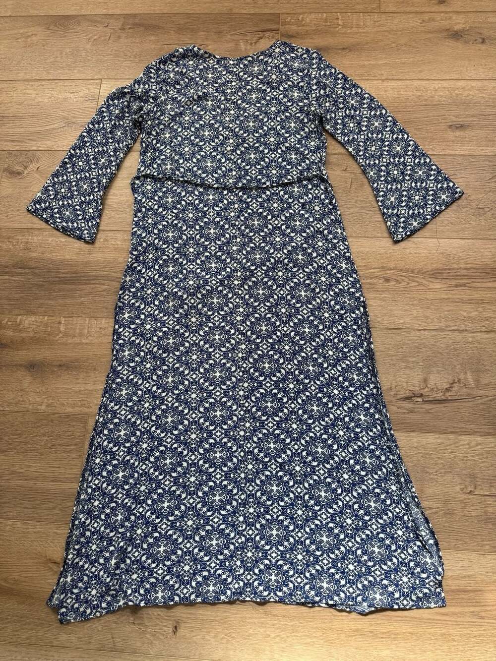 Lulus Blue White Medallion Print Maxi Dress Long Sleeve Boho Size L - Picture 7 of 9